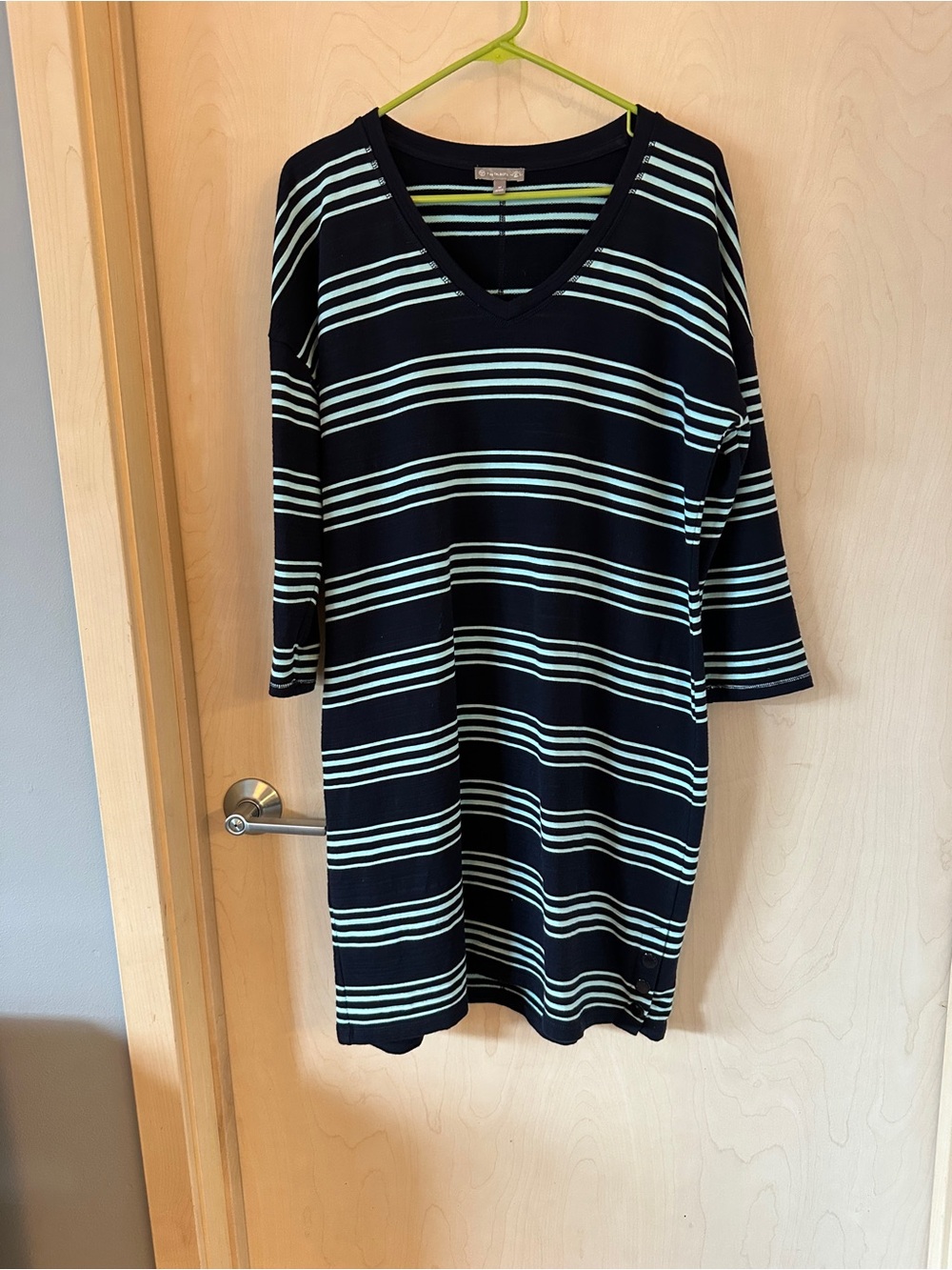 Talbots V-Neck Medium Cotton Stripe Dress UPF 50 3/4 Sleeve Elevated Basic